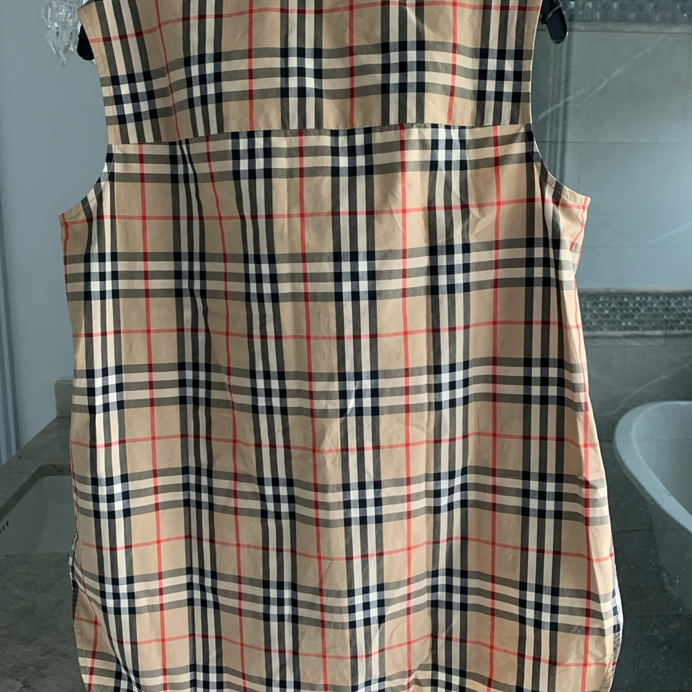 SOLD Burberry Palila Check Print Sleeveless Shirt - Picture 10 of 12